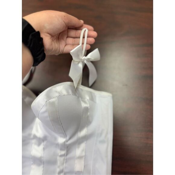 NWT Hot Topic Morbid Threads White Corset Size Medium - Picture 2 of 8